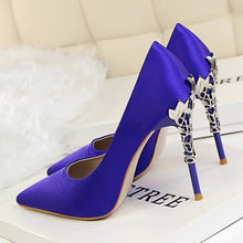 Load image into Gallery viewer, Metal Carved Thin Heel High Heels Pumps Women Shoes 2018 Sexy Pointed Toe Ladies Shoes Fashion Candy Colors Wedding Shoes Woman