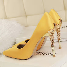 Load image into Gallery viewer, Metal Carved Thin Heel High Heels Pumps Women Shoes 2018 Sexy Pointed Toe Ladies Shoes Fashion Candy Colors Wedding Shoes Woman