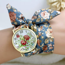 Load image into Gallery viewer, shsby new design Ladies flower cloth wrist watch gold fashion women dress watches high quality fabric watch sweet girls watch