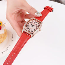 Load image into Gallery viewer, 2019 Big Size New Fashion Tonneau Watch Men Designer Brand Luxury Fully Diamond Man Watches Quartz Wrist Watch With Rhinestone