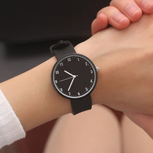 Load image into Gallery viewer, New 2019 Silicone Wrist Watch Women Watches Ladies Top Fashion Quartz Wristwatch For Woman Clock Female Hours Relog Montre Femme
