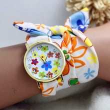 Load image into Gallery viewer, shsby new design Ladies flower cloth wrist watch gold fashion women dress watches  high quality fabric watch sweet girls watch
