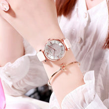 Load image into Gallery viewer, Tephea Top Brand Luxury Watches Women Alloy Analog Quartz Red Ladies Wrist Watch Rhinestone Leather Strap Purple Relogio 2019
