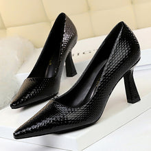 Load image into Gallery viewer, Bigtree Shoes Sexy Kitten Heels Snake Women Pumps Spring Women Shoes High Heels Pointed Party Shoes Red Lady Shoes Plus Size 43
