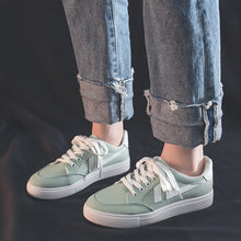Load image into Gallery viewer, HOT Women Sneakers 2020 Fashion Breathble Vulcanized Shoes Women Pu leather Platform Shoes Women Lace up Casual Shoes White
