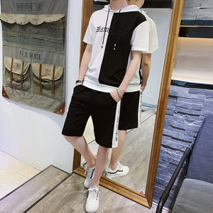 2020 Summer Mens Hooded Set Student Wear New Casual Patchwork Print T-Shirt + Shorts Harajuku 2 PCS Street Fashion Set Tracksuit