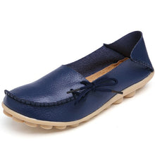 Load image into Gallery viewer, Flats Shoes Women Genuine Leather Shoes Moccasins Mother Loafers Soft Driving Ballet Footwear

