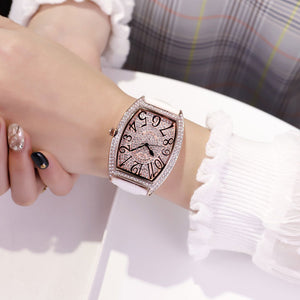 2019 Big Size New Fashion Tonneau Watch Men Designer Brand Luxury Fully Diamond Man Watches Quartz Wrist Watch With Rhinestone