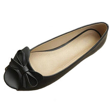 Load image into Gallery viewer, COVOYYAR 2019 Bow Peep Toe Women Flats Spring Summer Fashion Soft Bottom Flat Lady Sandals Golden Shoes Slip On Big Sizes WFS899
